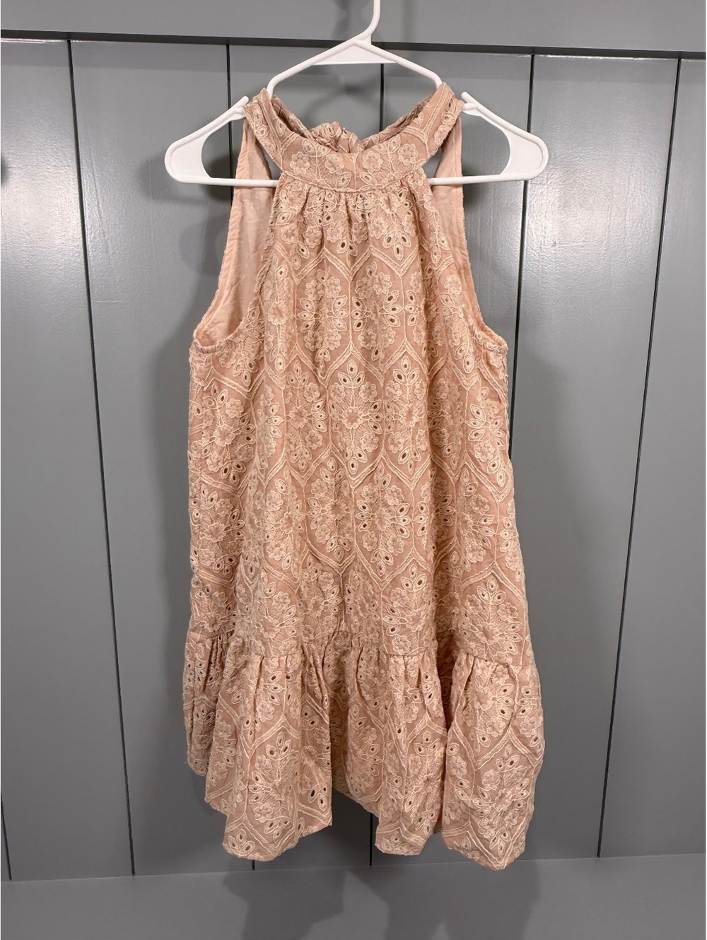 En Saison Kaybea baby Pink Embroidered Cotton halter neck dress